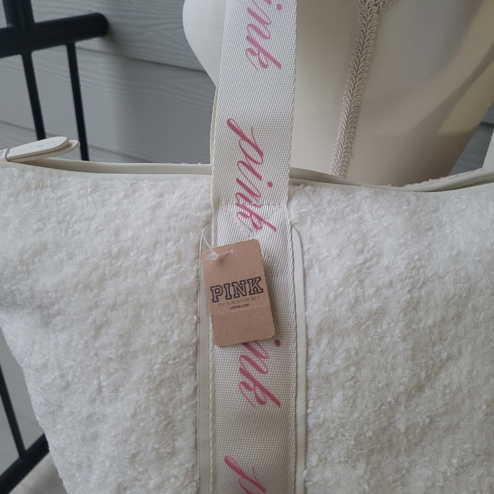 NWT Victoria's Secret Pink Soft Shearling Teddy-Cozy-Plush Tote Bag Large - Picture 4 of 15